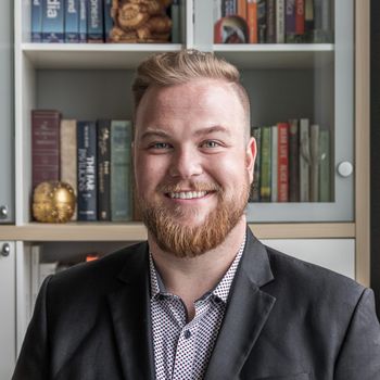 Portrait of Daniel Graham, Associate.