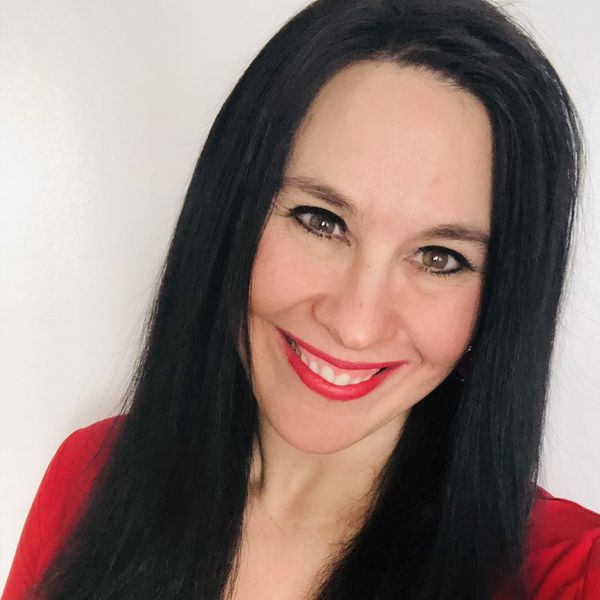 Kelly Plouffe, Associate